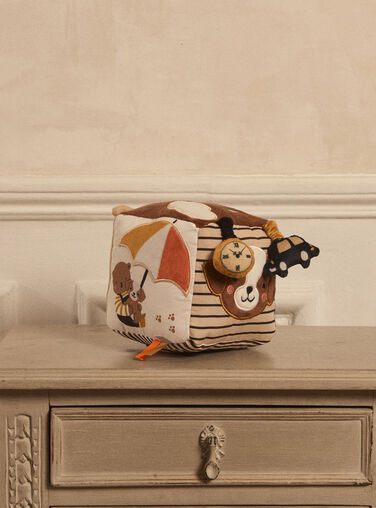 Multicolor ACTIVITY SHAPES 24HBGCUBEVEIL / 24J78341FAC099